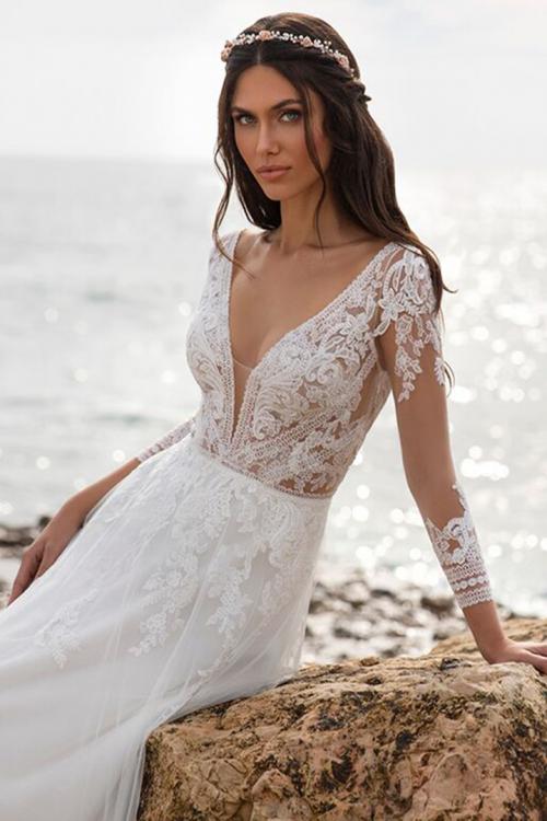  A-line V-neck Illusion 3/4 Length Sleeves Lace Appliques Sweep/Brush Train Long Tulle Wedding Dresses