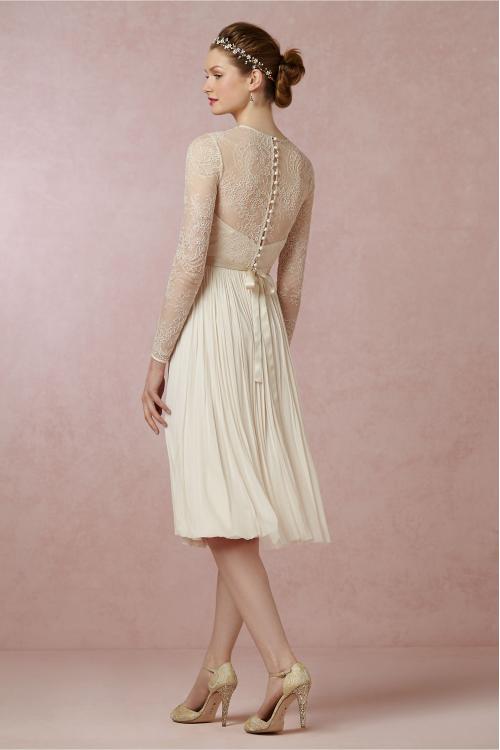 Vintage Illusion Jewel Neck Lace Appliqued A-line Knee Length Chiffon Wedding Dress 