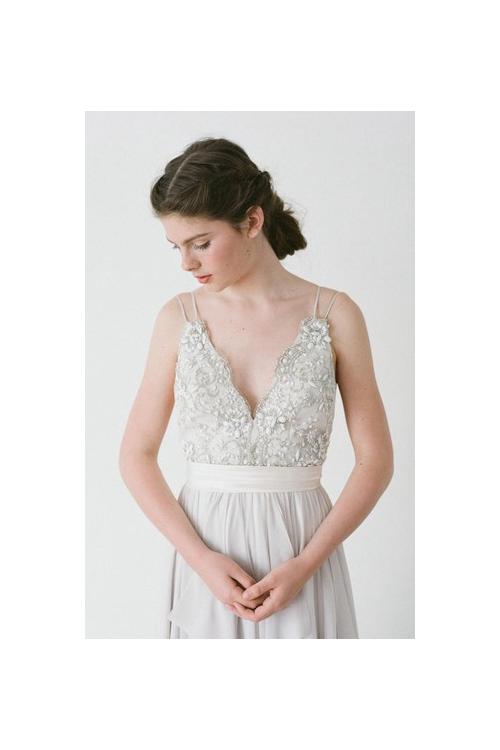 Sleeveless Backless Crystal Beading A-line Backless Long Chiffon Wedding Dress 
