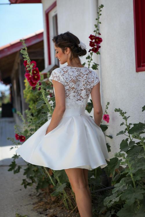 Cap Sleeved Full Back Lace Covered A-line Short Taffeta Wedding Dress 