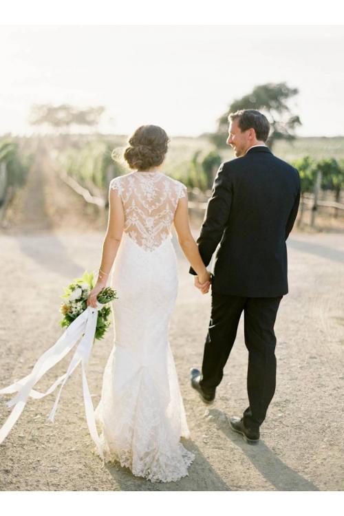 Ivory Elegant Vintage Cap Sleeve Lace Long Trumpet Wedding Dress 
