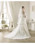 Charming Two-tiers Lace Tulle Wedding Veils 