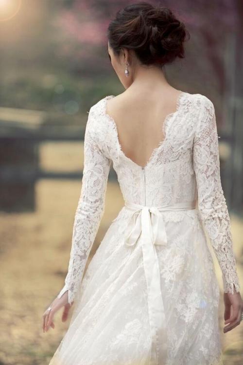 High Neck Lace Patterns Long Sleeved Ball Gown Lace Wedding Dress 