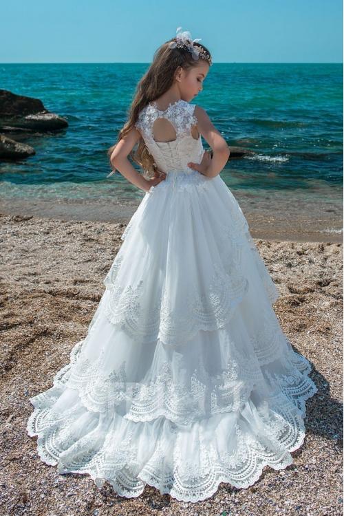 Ball Gown Sleeveless Tiers Long Girls Lace Communion Dress White