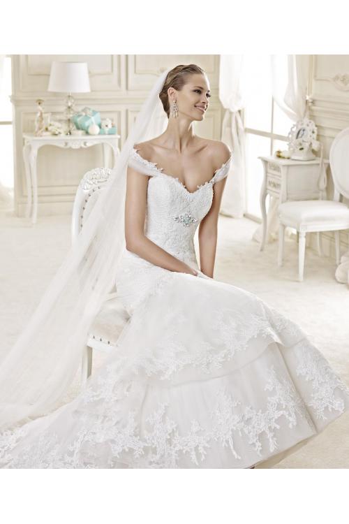 Sexy Trumpet/Mermaid Off-the-shoulder Lace Crystal Chapel Train Organza Wedding Dresses 