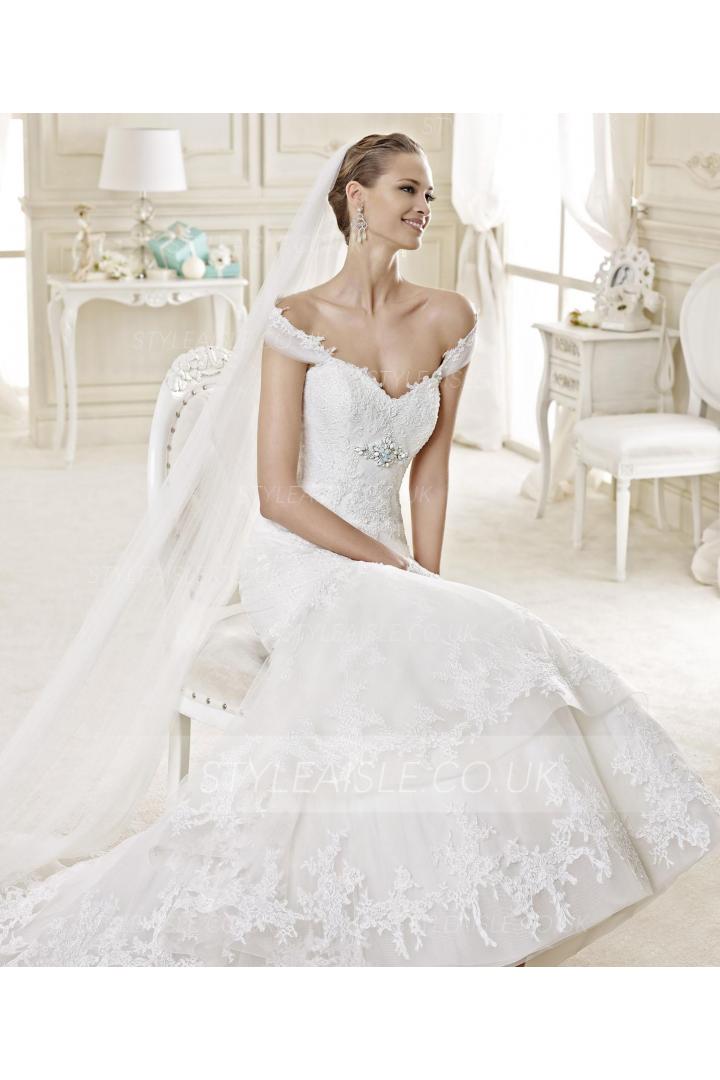 Sexy Trumpet/Mermaid Off-the-shoulder Lace Crystal Chapel Train Organza Wedding Dresses 