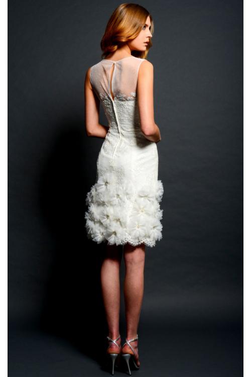 Beautiful Illusion Neck Sleeveless Sheath Flowers Decorated Lace Short Wedding Dress 