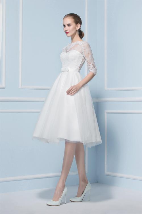 Exquisite Ball Gown Illusion Neck Half Sleeved Tulle Wedding Dress 